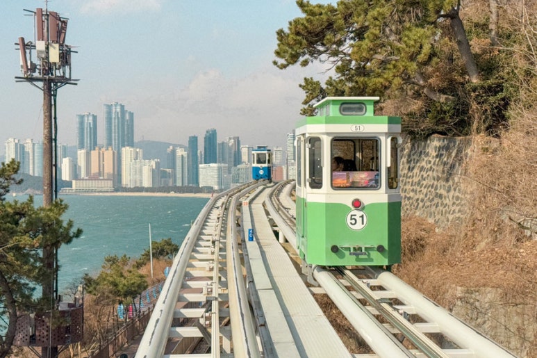 48 Hours in Busan - Korea food guide by Woongie